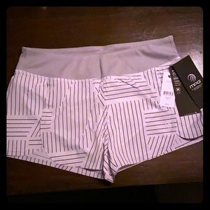 Mpg shorts nwt